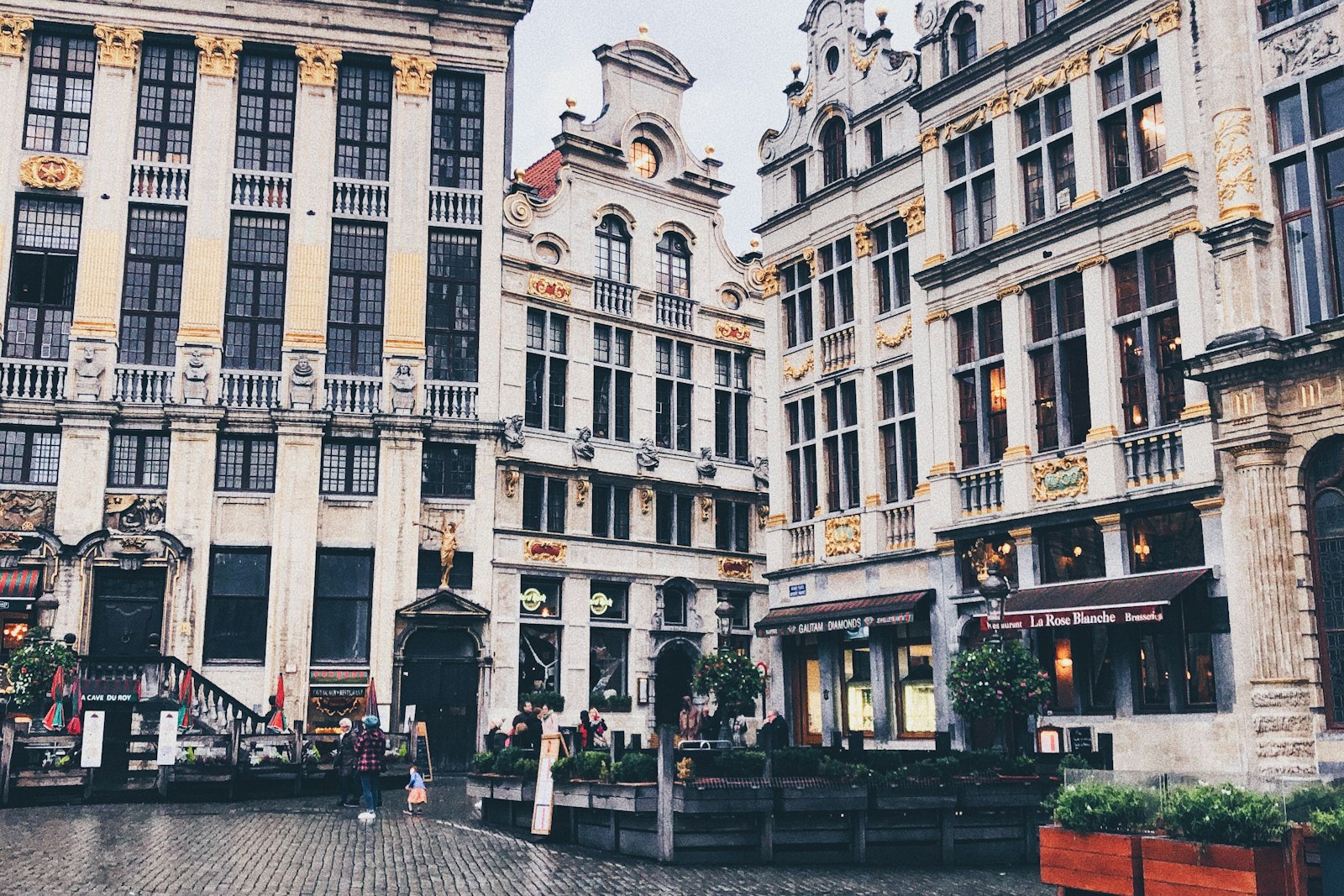 La Grand-Place de Bruxelles, au cœur de la zone du préfixe 02