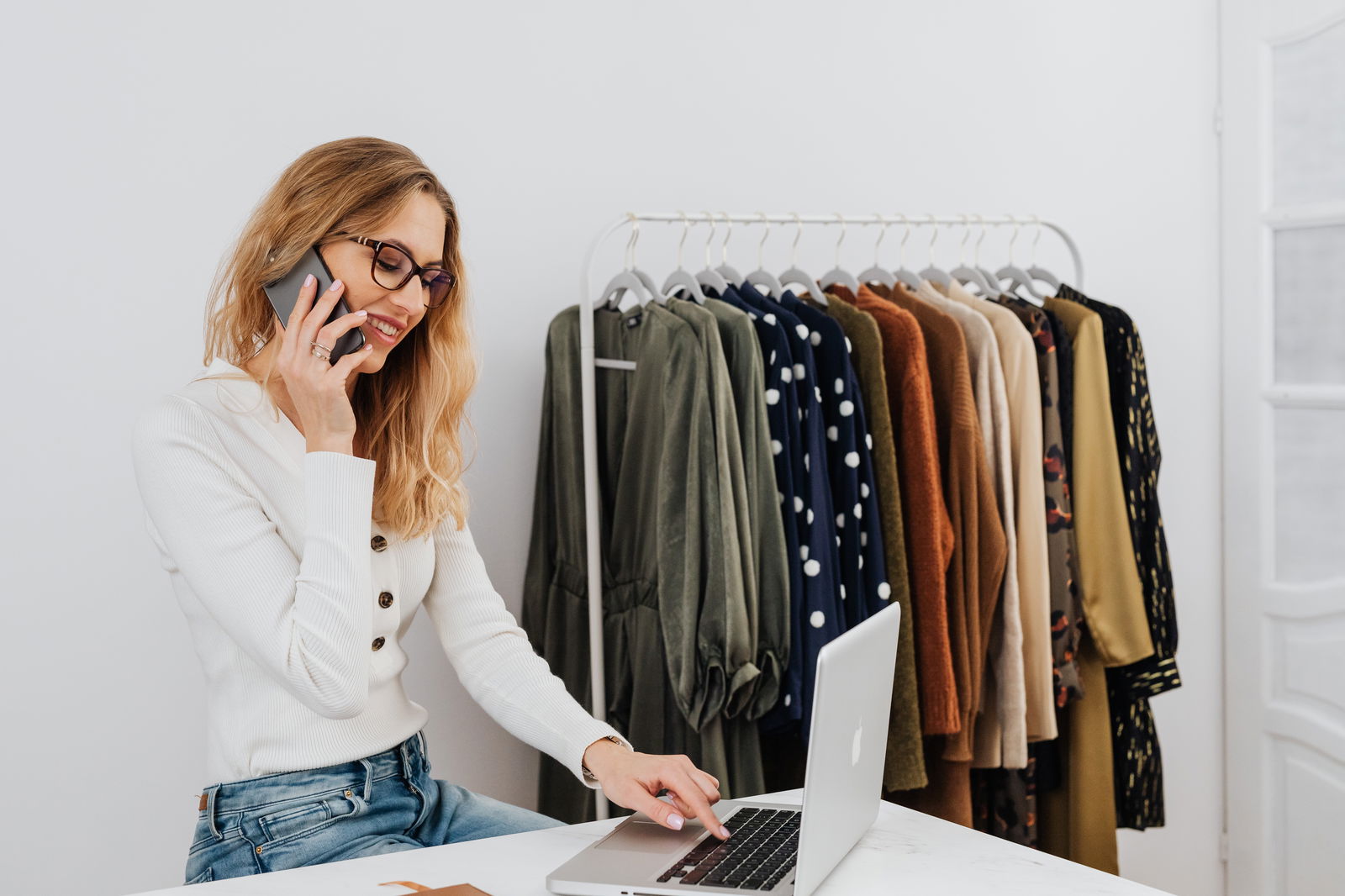 hoe neem je de telefoon op