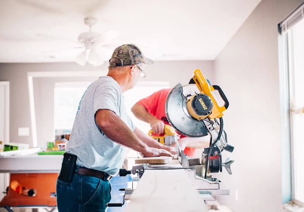 Baubeschäftigter auf einer Baustelle